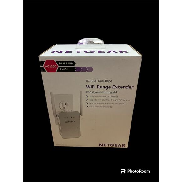 Netgear AC1200 Dual Band WiFi Range Extender - Picture 5 of 7